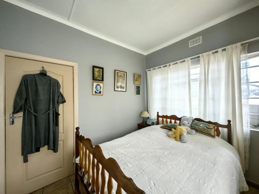 3 Bedroom Property for Sale in Fraaiuitsig Western Cape